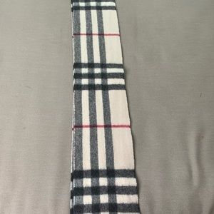 Burberry Classic Scarf